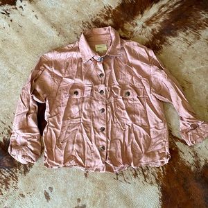 Botton up cropped top